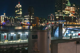 Hamburger Hafen  /  2298