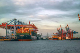 Containerterminal  /  2438