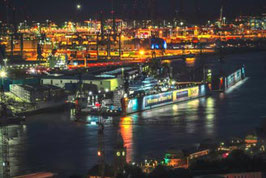 Hafen Skyline  /  2146