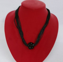 Ketting met kralen hanger (zwart)