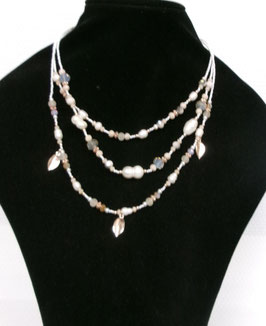 Kralenketting (ecru/goud)