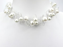 Halskette mit weißen Perlen auf weicher Stahlseide 4-reihig