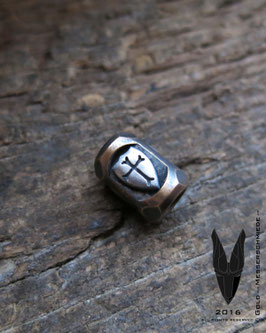 Bronze Bead ,,Shields"