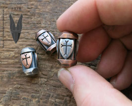 1 Bronze Big Trinity Bead ,,Shields"