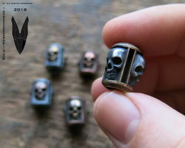 1 Bronze Trinity Bead ,,Skulls"