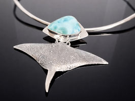 Halsreif "Manta" aus 925er Silber mit Larimar / Unikat