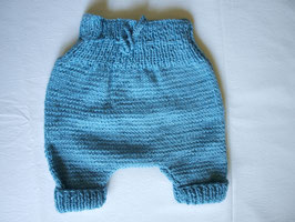 kurze Babyhose gestrickt Wolle hellblau Gr. 74/80