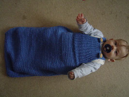 gestrickter Babyschlafsack blau 60cm Merino