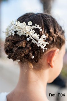 Tocado flores blanco roto