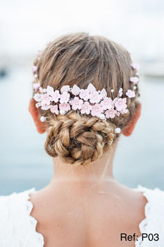 Tiara florecitas rosa pastel
