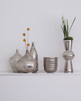 Designer Vase, "Alu Raw", Aluminium silber, Ø 7 cm oben und unten , Höhe 23 cm