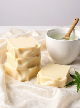 Dusch- und Handseife "The Pure Silk" - 80g (ohne Duft und Farbe)