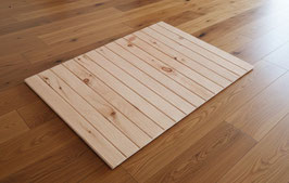 Teppich aus heimischen Zirbenholz. Format: B/L 50*70cm Lamellen durchgehend