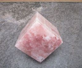 Rode calciet kubus