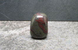 Dragon stone / bastiet knuffelsteen