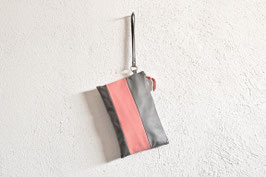Pochette in pelle color block