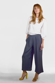 PANTALONI CROPPED IN CREPE CADY  (COD. DP023)