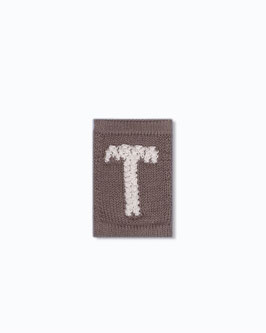 Gestrickte Girlande Buchstabe T