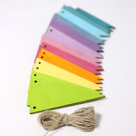 Wimpelkette aus Holz Pastell