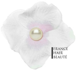 FLEUR PERLE NACRE BLANCHE