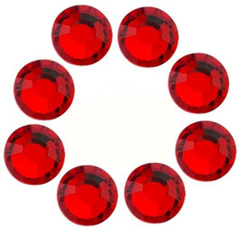 16 CRYSTALS LIGHT RED WITH  SWAROVSKI ELEMENTS (4mm)