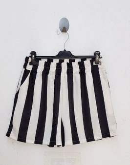 Shorts schwarz-weiß