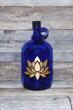 2 Liter Henkelflasche mit Lotus Gold