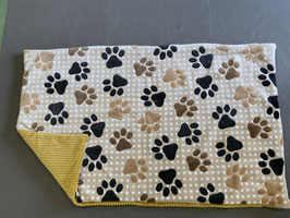 Hundedecke 110 x 68 cm (beige mit weißen Punkten und braunen Pfoten - Rückseite senfgelber Cord)