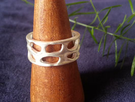 Breiter Ring, aus mattiertem 925 Sterling Silber, R 019