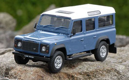 Land Rover Defender 110 Station Wagon 1990-2016 blau / weiss
