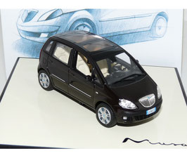 Lancia Musa Phase I 2004-2007 schwarz