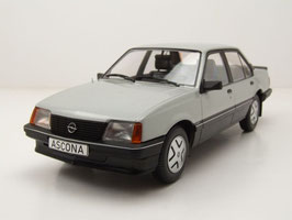 Opel Ascona C SR Limousine Phase I 1981-1984 silber met. / schwarz
