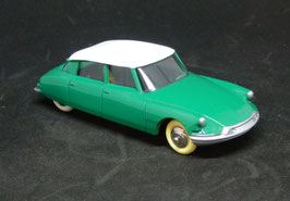 Citroën DS 19 Berline Phase I 1955-1962 dunkelgrün / weiss