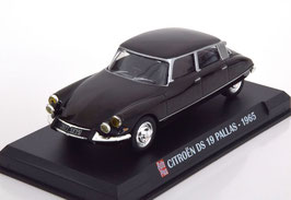 Citroën DS 19 Pallas 1965-1968 schwarz