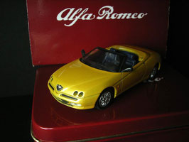 Alfa Romeo Spider V Phase I 1994-1998 gelb met.