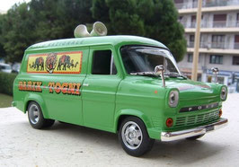 Ford Transit MK I Phase I 1965-1970 grün "Circo Darix Togni"