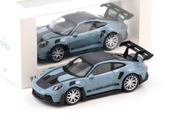 Porsche 911 / 992 GT3 RS seit 2023 Meissen blau / schwarz / Carbon