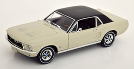 Ford Mustang Coupé The Country Mustang 1967 hellgrau / matt-schwarz