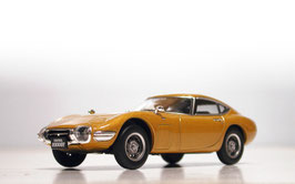 Toyota 2000 GT Coupé MF10 1967-1970 RHD dunkelgelb met.
