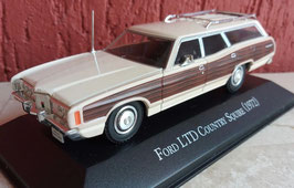 Ford LTD Country Squire 1972 creme / Holzoptik