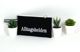 Schminktasche "Alltagheld schwarz"