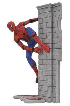 Spider-Man Homecoming Marvel Gallery PVC Statue Spider-Man 25 cm