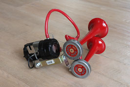 Fanfare Hupe mit Kompressor / Horn & Compressor FIAMM ROAD MASTER MC/1