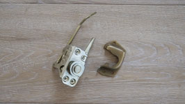 Türmechanismus mit Schlossfalle / Door mechanism with door lock and striker plate