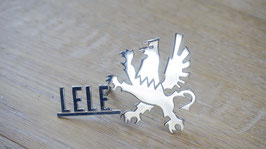 Schriftzug Lele mit Greif / Script Lele with Grifo badge