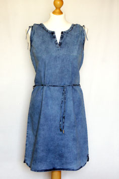 Sommerkleid Jeanslook