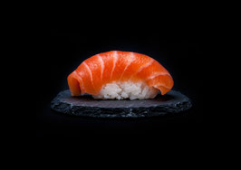 SAKE NIGIRI