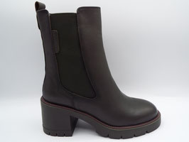 161902 CUIR KAKI