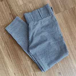 ZARA Hose Größe XL