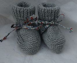 Chaussons gris 3 mois